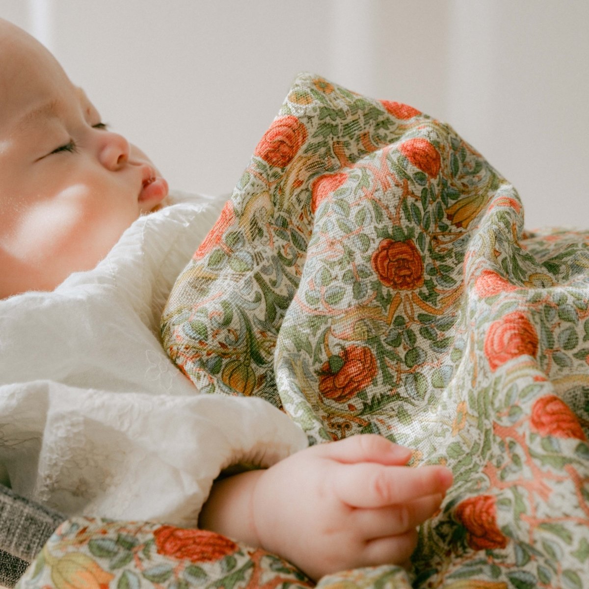 おくるみ ガーゼ｜花束スワドル ウィリアムモリス ローズ&バード